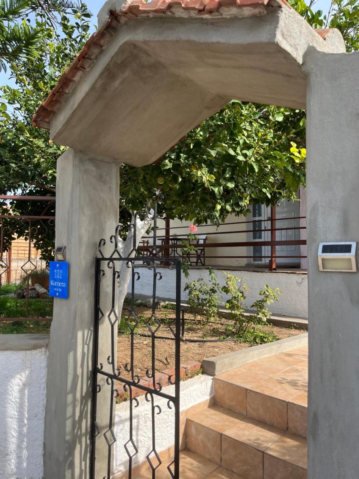 Kamera House Khordhakion Ngoại thất bức ảnh
